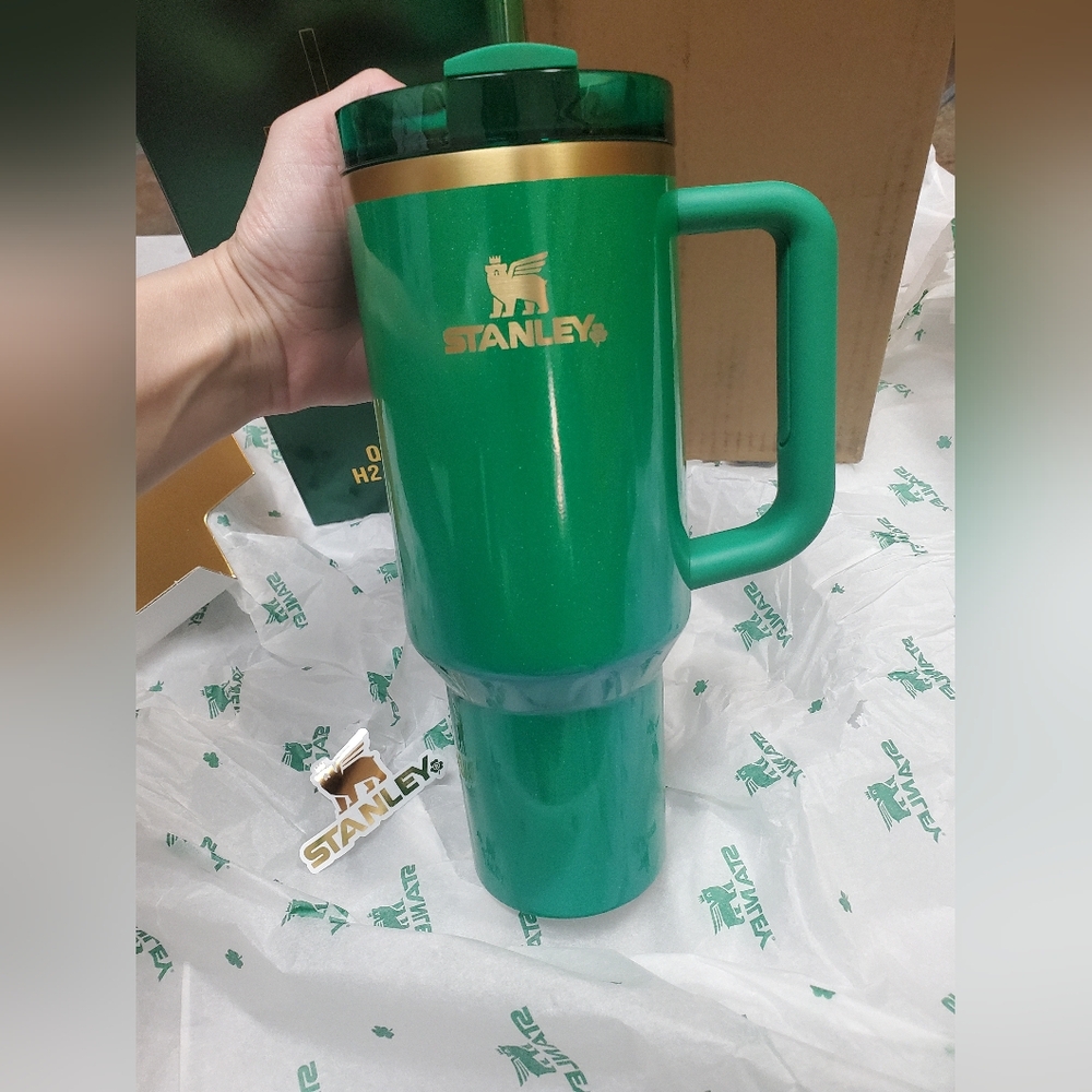 Stanley ST. PATRICK'S DAY GREEN 40 Oz | BNIB